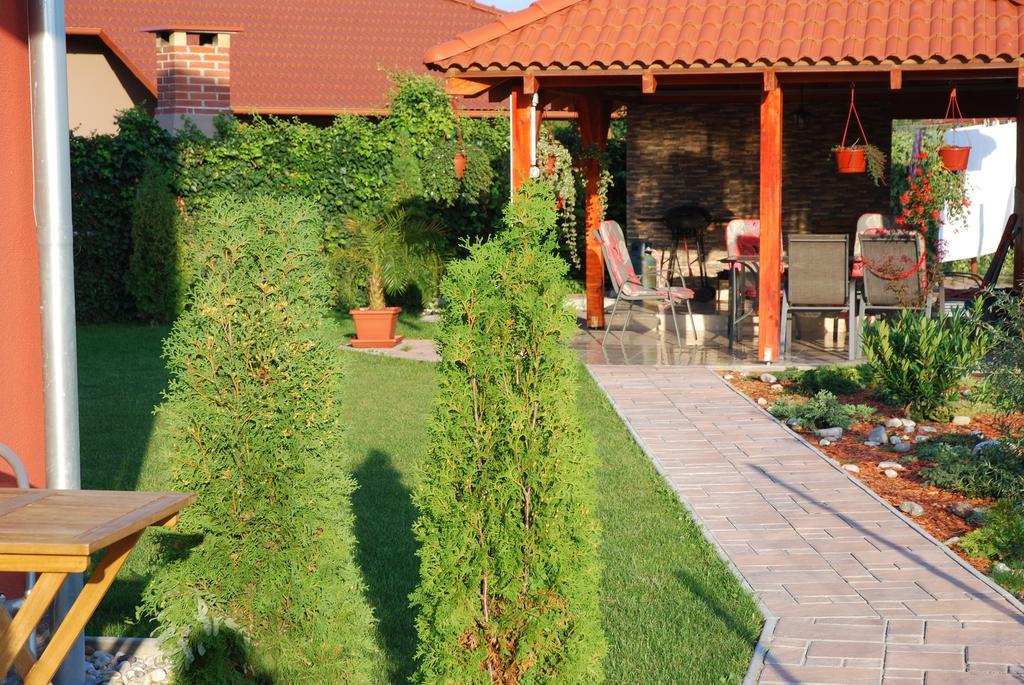 Fridrich apartman Veľký Meder Exterior foto