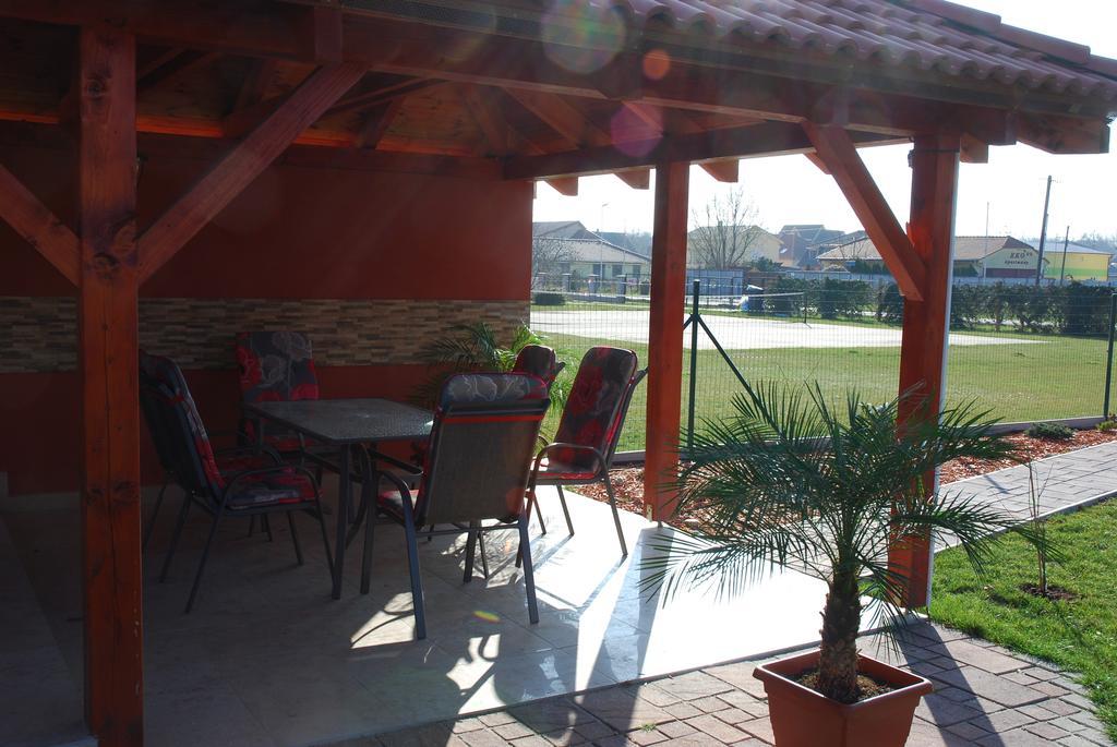 Fridrich apartman Veľký Meder Exterior foto